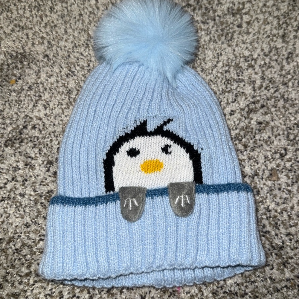 Beanie, kids blue beanie with cute penguin